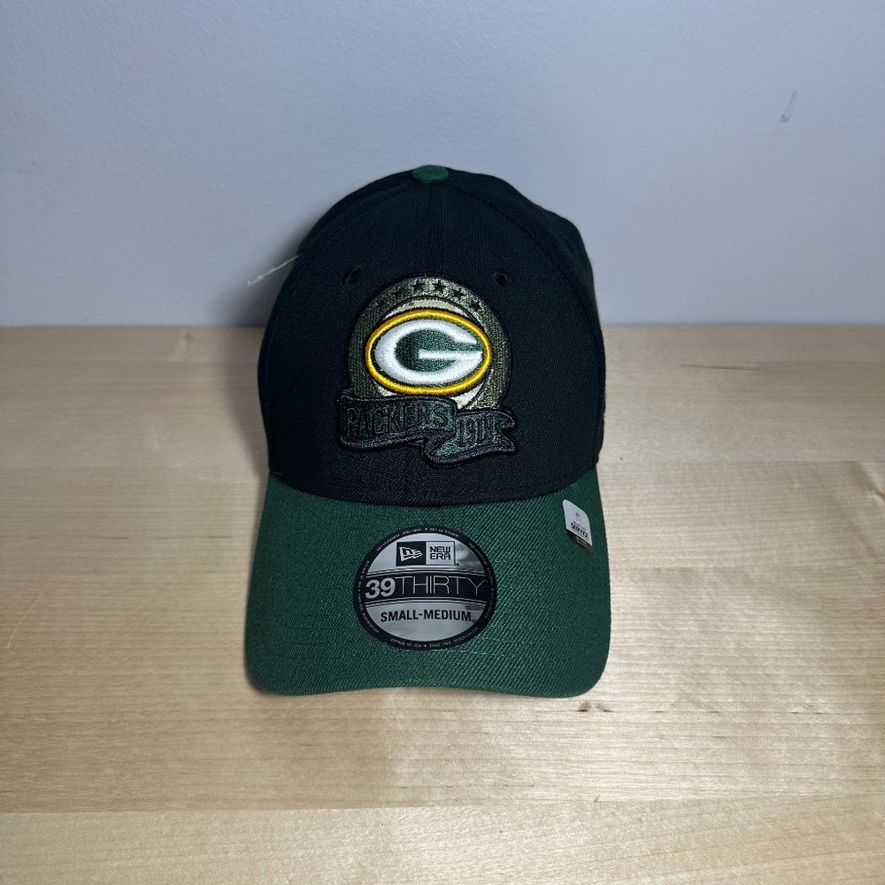 Green Bay Packers Salute to Service Hat Cap Black Green 39Thirty Stretch Multi